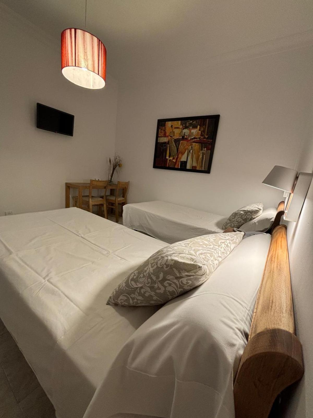 Hostal Barrera Madrid Eksteriør bilde
