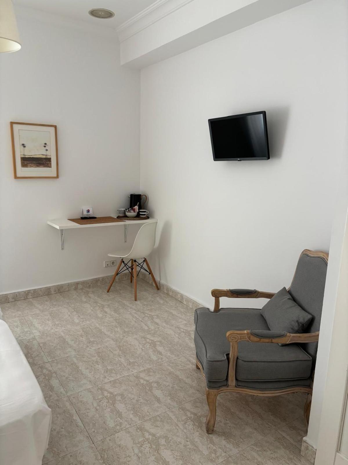 Hostal Barrera Madrid Eksteriør bilde