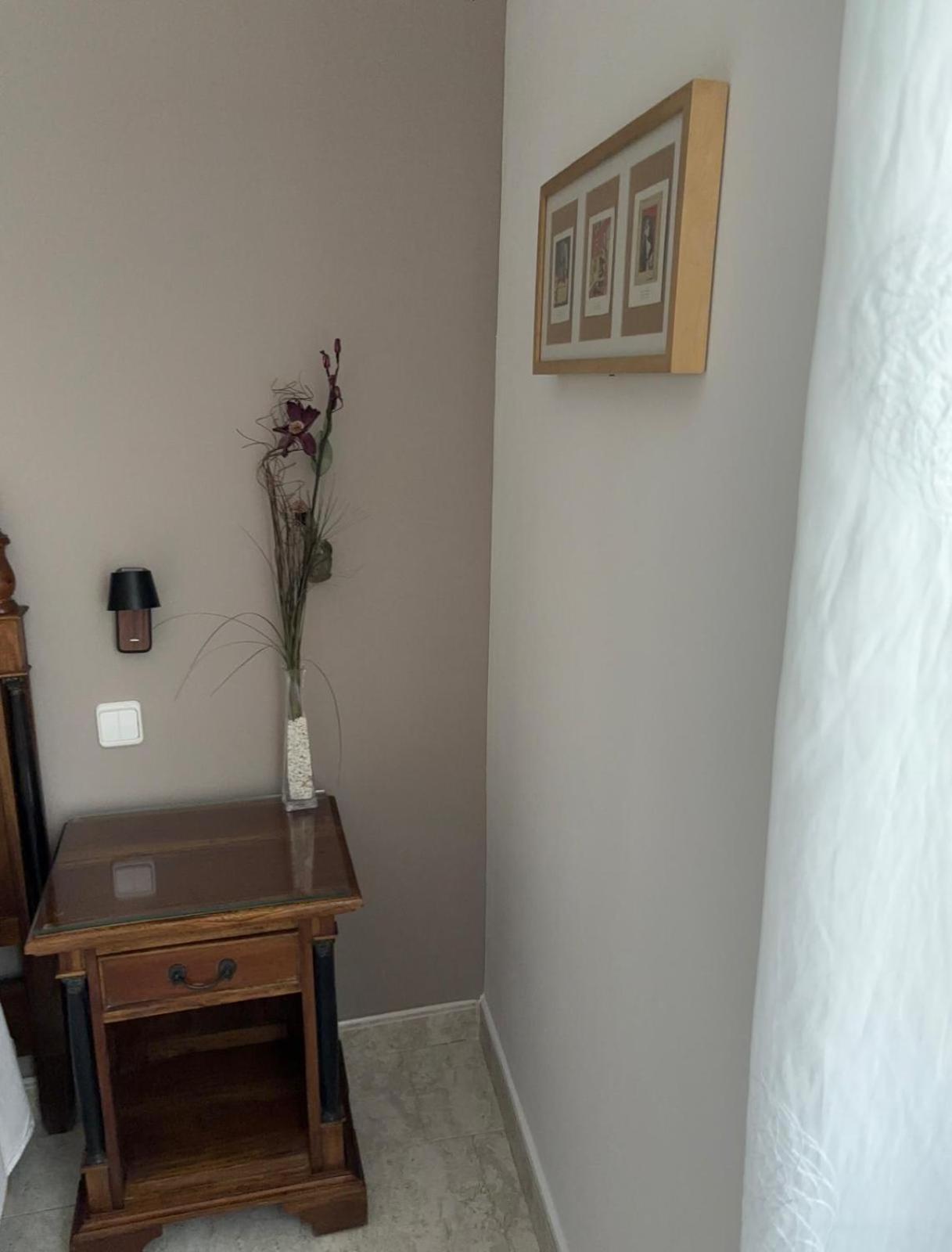 Hostal Barrera Madrid Eksteriør bilde