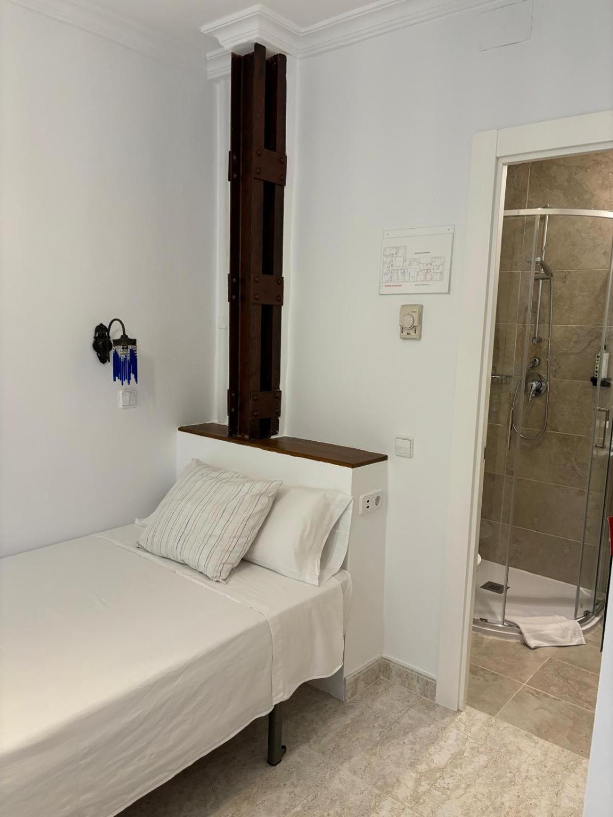 Hostal Barrera Madrid Eksteriør bilde