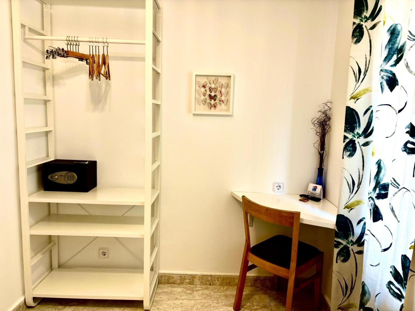 Hostal Barrera Madrid Eksteriør bilde