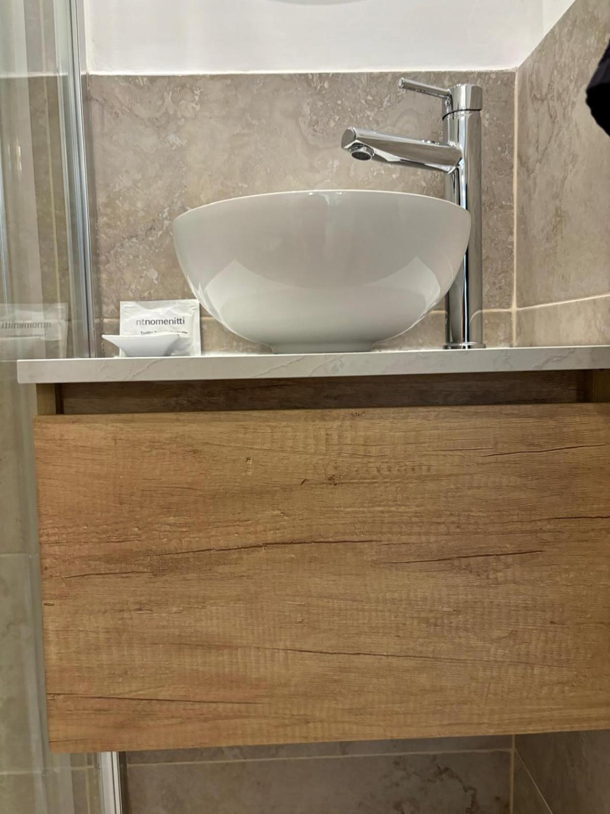 Hostal Barrera Madrid Eksteriør bilde
