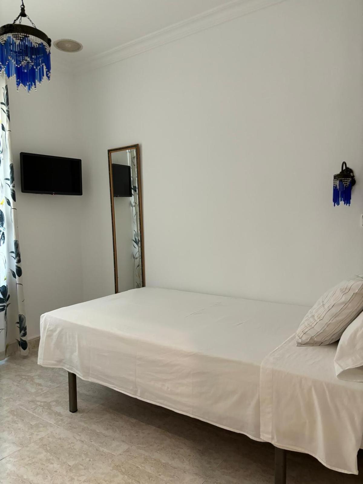 Hostal Barrera Madrid Eksteriør bilde